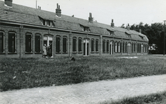 PB3366 Woningen nabij het tramstation, ca. 1930