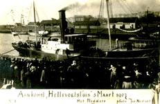 PB3481 De aankomst van Hellevoetsluis met redders op 5 maart 1907, na de ramp met de Berlin, 5 maart 1907