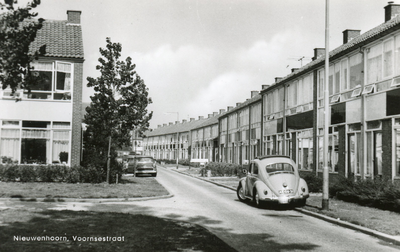 PB4049 Kijkje in de Voornsestraat, 1966