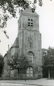 PB4073 De kerk van Nieuwenhoorn, 1972