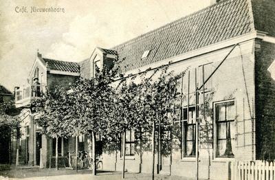 PB4160 Café langs de Rijksstraatweg, later hotel de kroon, ca. 1912