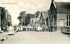 PB4604 Kijkje op de Ring, met rechts het gemeentehuis, ca. 1910