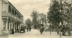 PB5110 Hotel De Man aan het Dorpsplein, ca. 1902