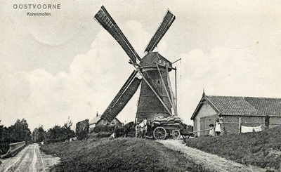 PB5386 De molen van Oostvoorne, ca. 1910
