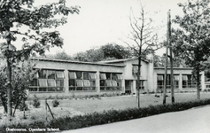 PB5425 Openbare Lagere School Mildenburgschool te Oostvoorne, geopend 3 april 1951, ca. 1952