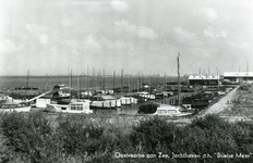 PB5475 De jachthaven langs het Brielse Meer, 1967