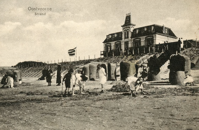 PB5837 Strand en hotel Zee en Duin langs de Boulevard, 1917