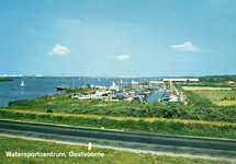 PB5866 Jachthaven Geysman, langs het Brielse Meer, 1967