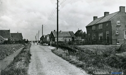 PB7043 Kijkje in de Eeweg, 1963