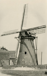 PB7049 De molen van Oudenhoorn, ±1950