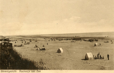 PB7127 Tenten op het strand, ca. 1927
