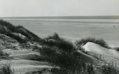 PB7192 Strand en duinen, ca. 1960