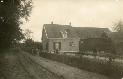 PB7768 Boerderij langs de Duinzoom, ca. 1931
