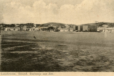 PB7831 Strandtenten op het strand van Rockanje, 1913