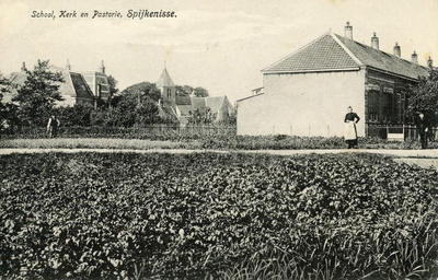 PB8889 School, kerk en pastorie, ca. 1901