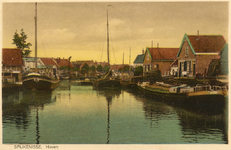 PB8931 Schepen in de haven van Spijkenisse, ca. 1920