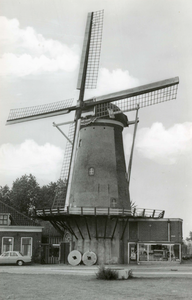 PB9136 De molen Nooitgedacht, september 1977