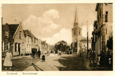 PB9807 De kerk van Zuidland, gezien vanaf de Breedstraat, ca. 1927