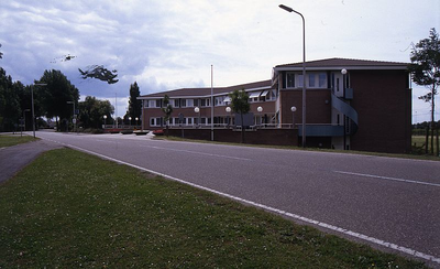 DIA00089 Het gemeentehuis van Gemeente Bernisse; ca. 1993