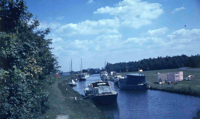 DIA01772 Binnenhaventje nabij de Brielse Brug; ca. 1970