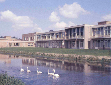 DIA01833 Verzorgingstehuis de plantage; ca. 1965