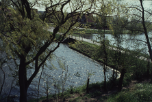 DIA02232 De brug tussen de Kaaipoort en de Mr. Egter van Wissekerkeplein; ca. 1984