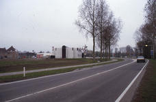 DIA02444 De Groene Kruisweg, kijkje richting het Bastion Hotel; ca. 1996