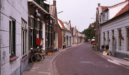 DIA16191 Kijkje in de Vissersdijk; ca. 1976
