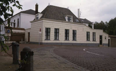 DIA20215 Huis op de kop van de Oostzanddijk; ca. 1983