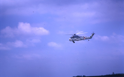 DIA20365 Bezoek aan de Haringvlietdam in aanbouw. Een helikopter 138 van de koninklijke marine; ca. 1963