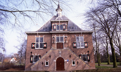 DIA30287 Het voormalige gemeentehuis van Oostvoorne; ca. 1993