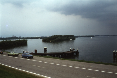 DIA30460 De jachthavens langs het Oostvoornse Meer; ca. 1980