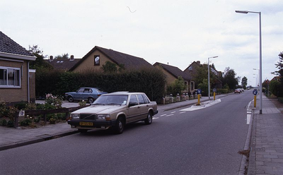 DIA35052 Woningen langs de Eeweg; ca. 1993