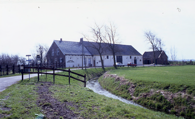 DIA36060 Boerderij langs de Sokseweg; ca. 1993