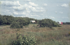 DIA36234 Caravan en tenten op camping het Rondeweibos; ca. 1973