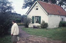 DIA36315 Woning aan het Grenspad; 1971