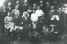 DIA36361 Bruiloft van Jan van Solingen en Anemie Vermeulen; 7 juni 1905