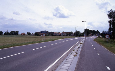 DIA39012 Het dorp Simonshaven, gezien vanaf de Molendijk; 1993