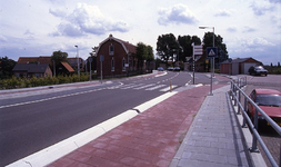 DIA39016 De kruising van de Molendijk, de Hogeweg, de Stompaardsedijk en de Beverwijkstraat; 1993