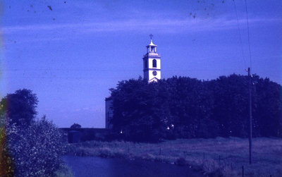 DIA39111 De kerk van Simonshaven; ca. 1980