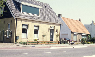 DIA39219 Woning langs de Molendijk; ca. 1985