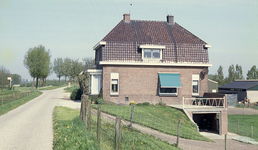 DIA39233 Woning langs de Biertsedijk; ca. 1986