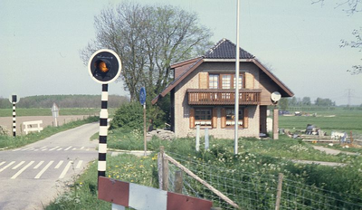 DIA39234 Woning langs de Biertsedijk; ca. 1986