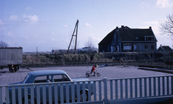 DIA40110 Het gedempts Spui, met het pand van Rooimans kort voor de sloop; 1 januari 1965
