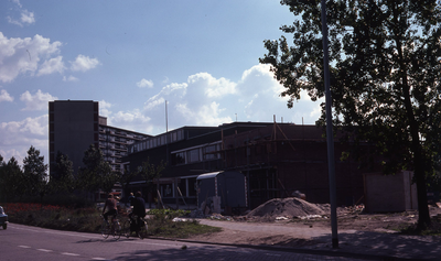 DIA40499 Bouwwerkzaamheden naast het postkantoor; 17 september 1977