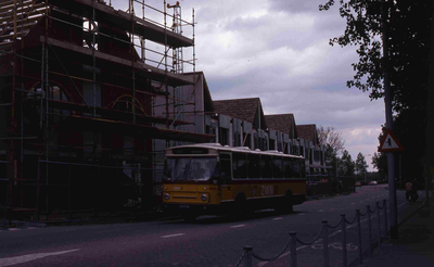 DIA40535 Bouwwerkzaamheden aan plan Hammel, met een ZWN-bus; 13 mei 1978