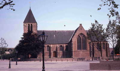 DIA40605 De Dorpskerk; 27 juli 1979