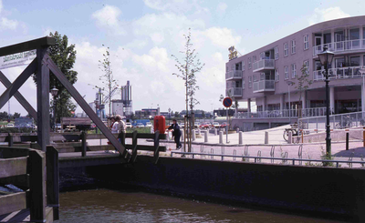 DIA41506 De Kopspijker, gezien over de haven.; 29 mei 1988