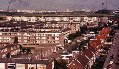 DIA41924 De wijk Hoogwerf, gezien van de Churchillflat; September 1969