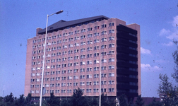 DIA43219 Het woonzorgcomplex Marckenburgh; ca. 1975